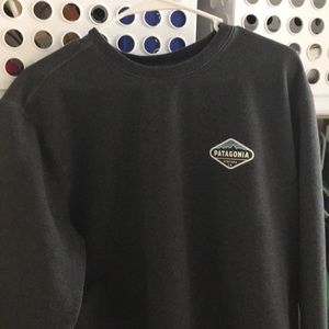 Men’s Patagonia sweatshirt